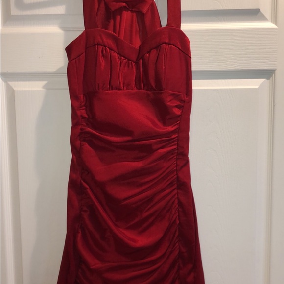 Red dress just in time for Valentine’s Day - Picture 1 of 2